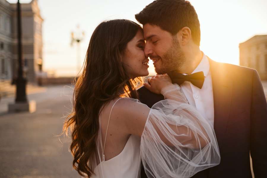 sunset_elopement_in_madrid_Palacio_real-00006