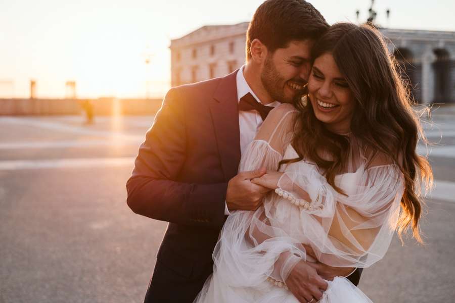 sunset_elopement_in_madrid_Palacio_real-00006